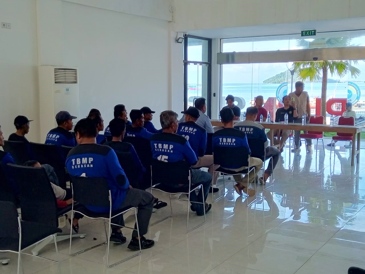 PLBN Serasan Fasilitasi Solidaritas Pekerja Perbatasan di Hari Buruh