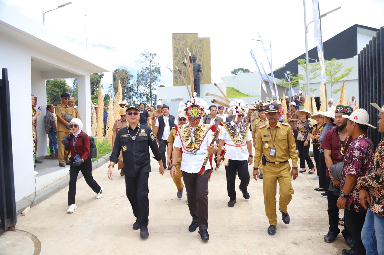 Sekretaris BNPP RI Tinjau PLBN Long Nawang, Keterbatasan Akses Jalan Infrastruktur Jadi Sorotan
