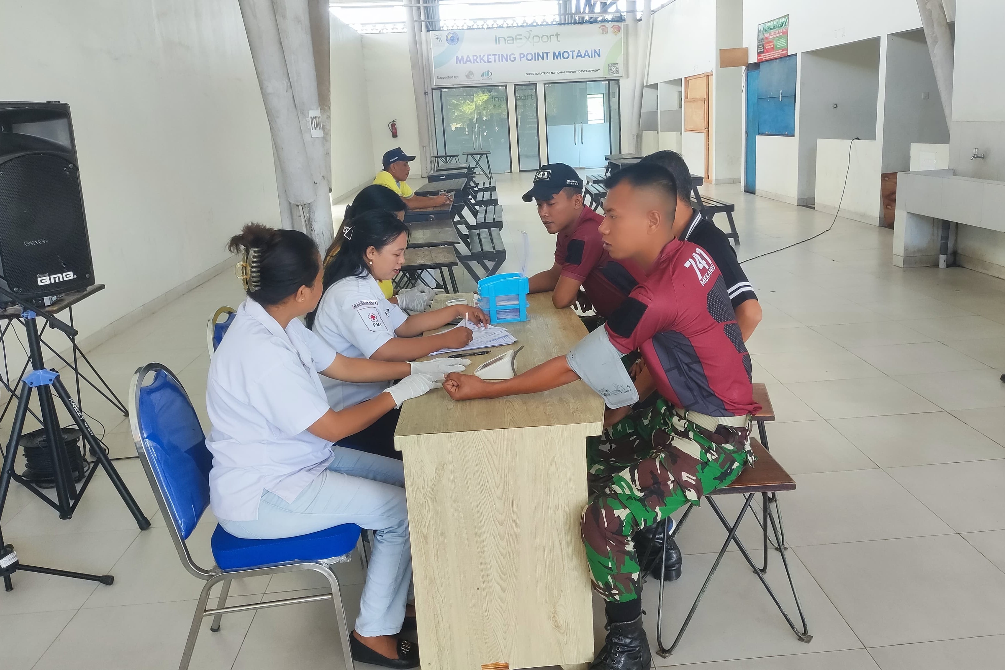 Peduli Sesama, PLBN Motaain dan PMI Belu Gelar Aksi Donor Darah di Perbatasan