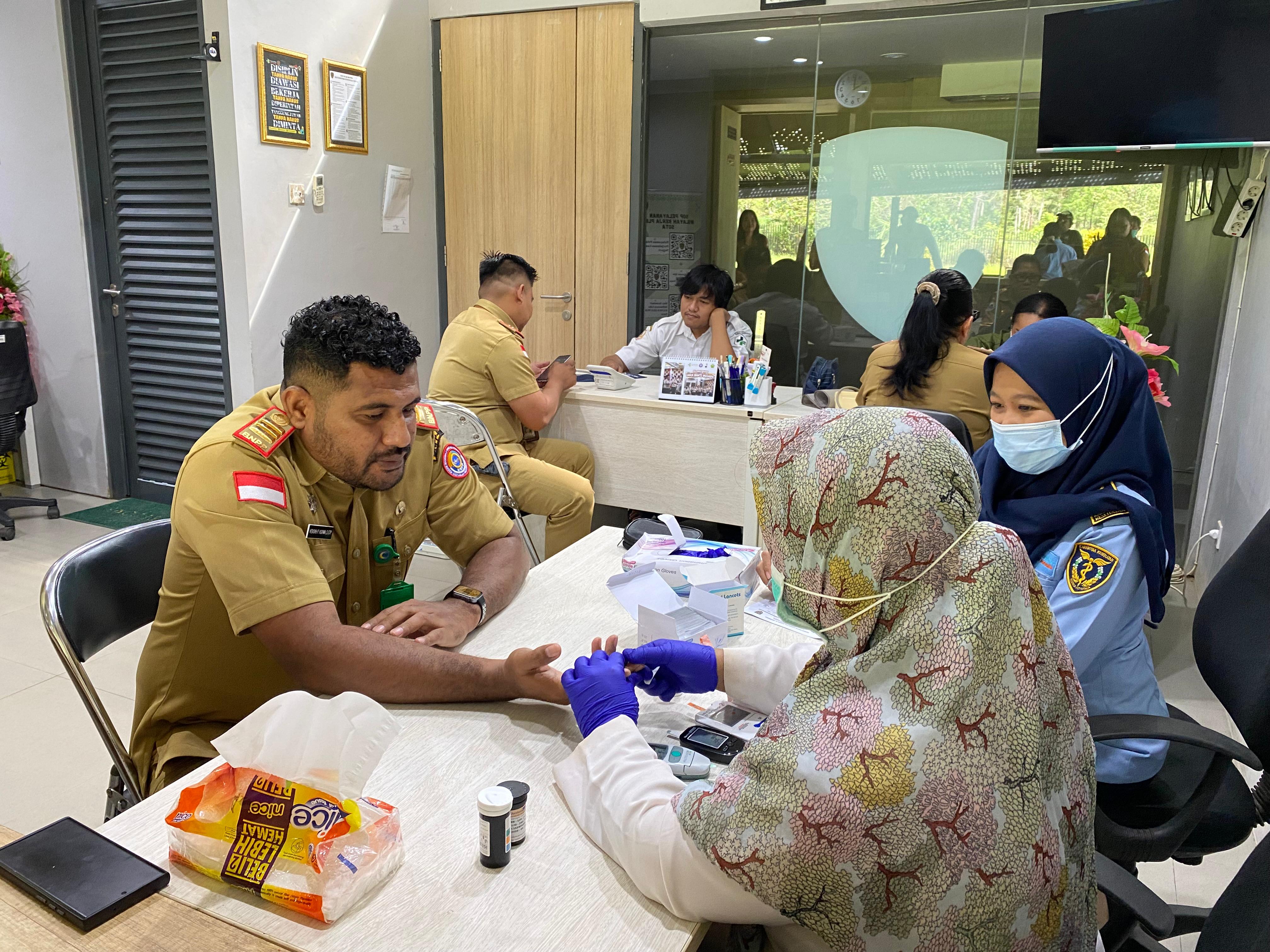 PLBN Sota Fasilitasi Cek Kesehatan Gratis, Perkuat Sinergi Lintas Sektor dan Pelayanan bagi Warga Perbatasan