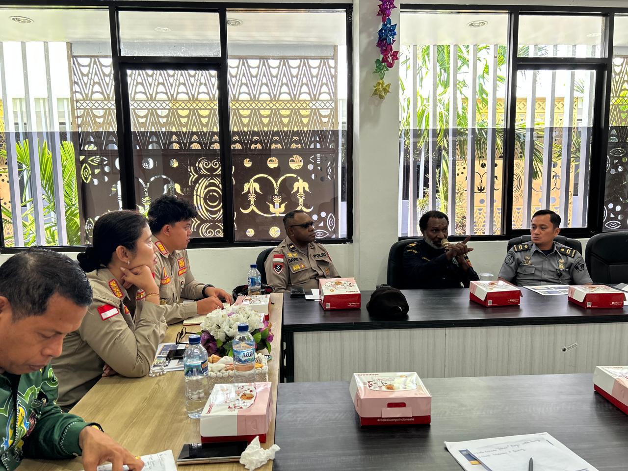 Fasilitasi Dialog Strategis, BNPP RI Lewat PLBN Skouw adakan Seminar⁠ Berbasis Kearifan Lokal