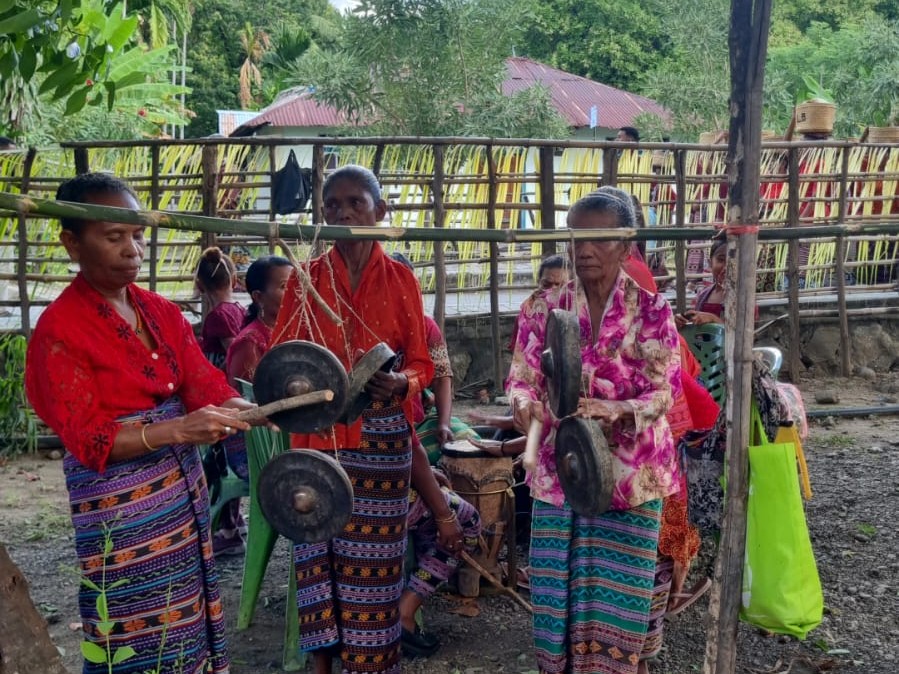Tatama Maus, Neo Uis Neno: Saat Doa Bertemu Tanah, Merayakan Hidup di Ujung Batas Negara