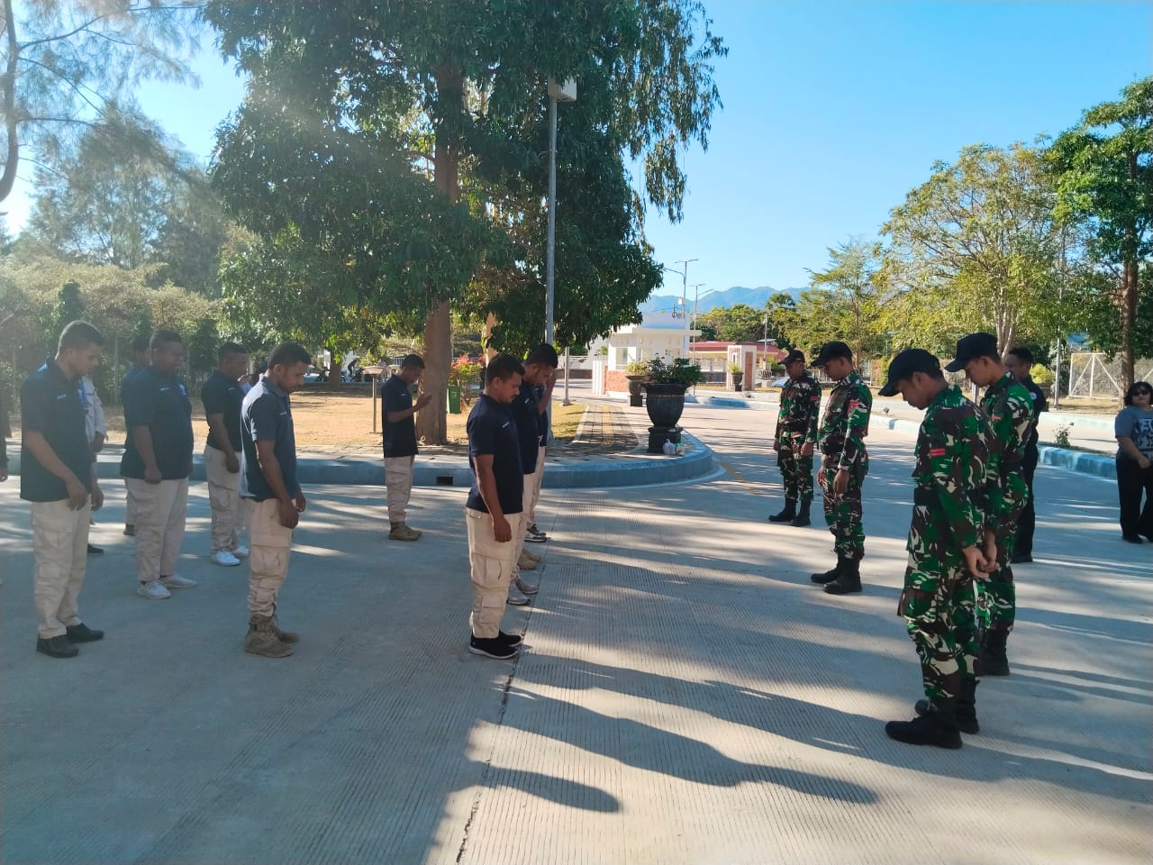 Belajar Baris Berbaris di PLBN Wini, Langkah Serempak Rawat Disiplin dan Cinta Tanah Air dari Perbatasan