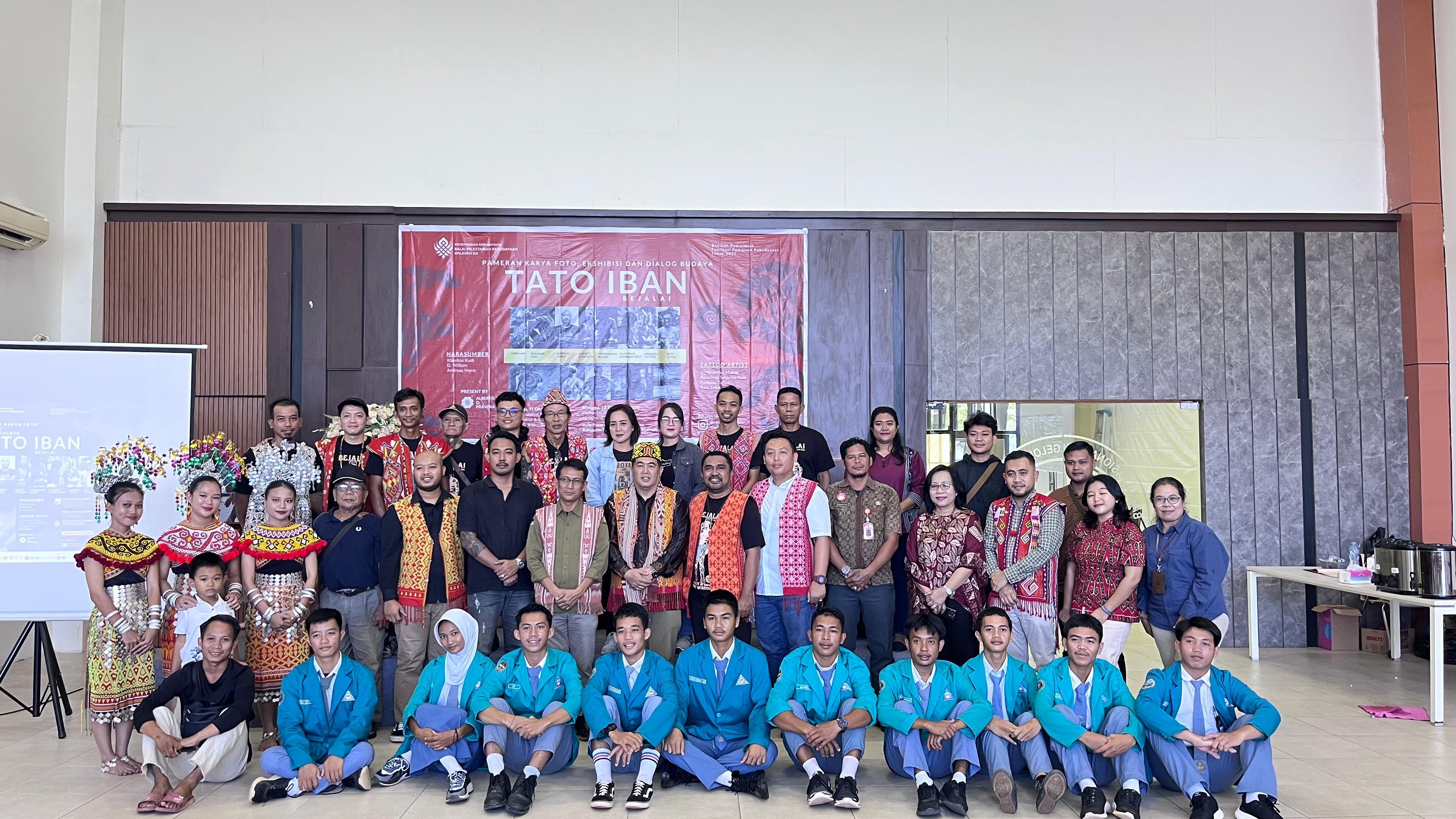 PLBN Badau Hidupkan Spirit Budaya Iban Lewat Pameran “Tato Iban Bejalai”