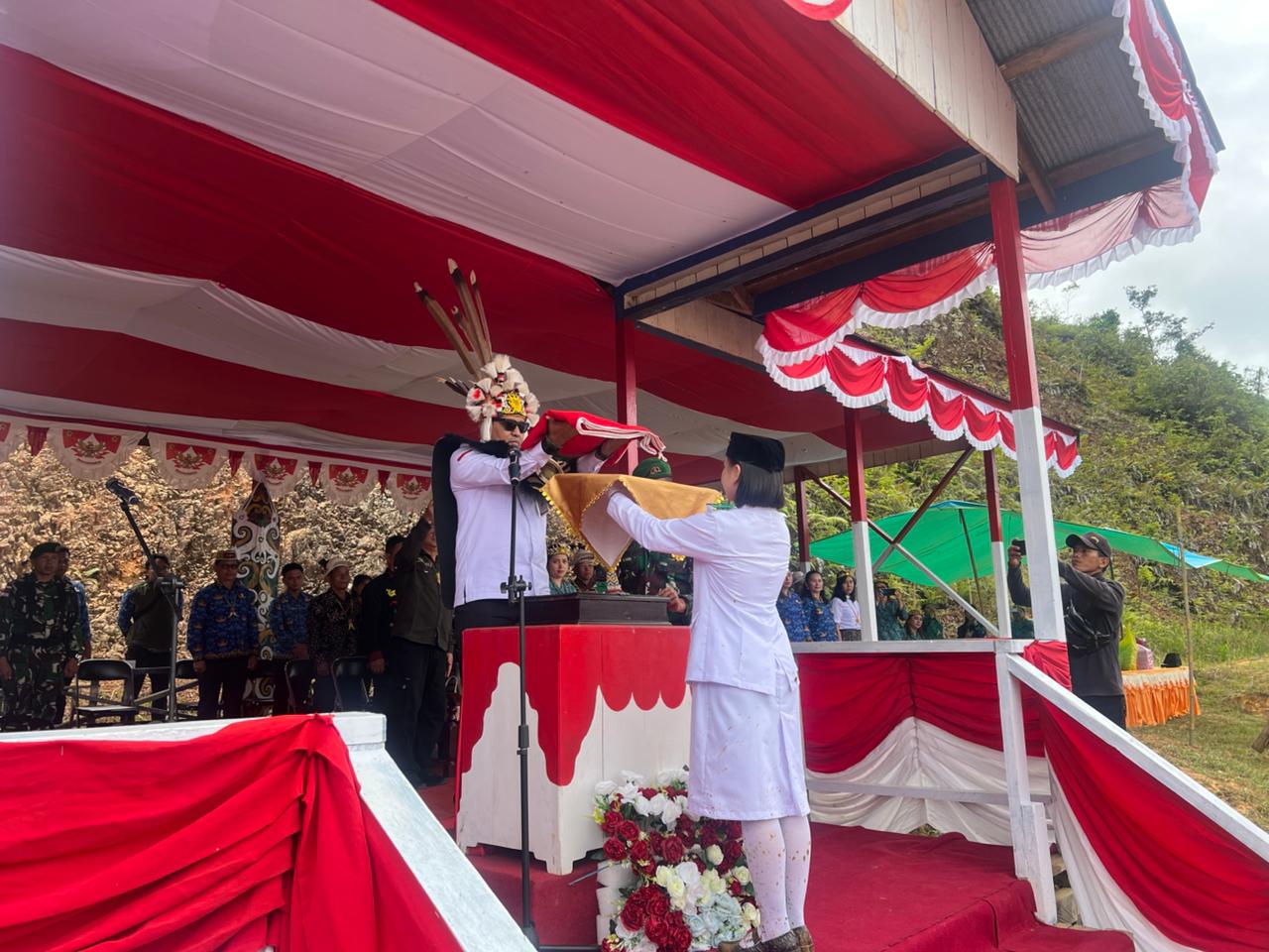 Upacara HUT ke-80 RI di PLBN Long Nawang Penuh Khidmat, Wujud Cinta Tanah Air di Perbatasan