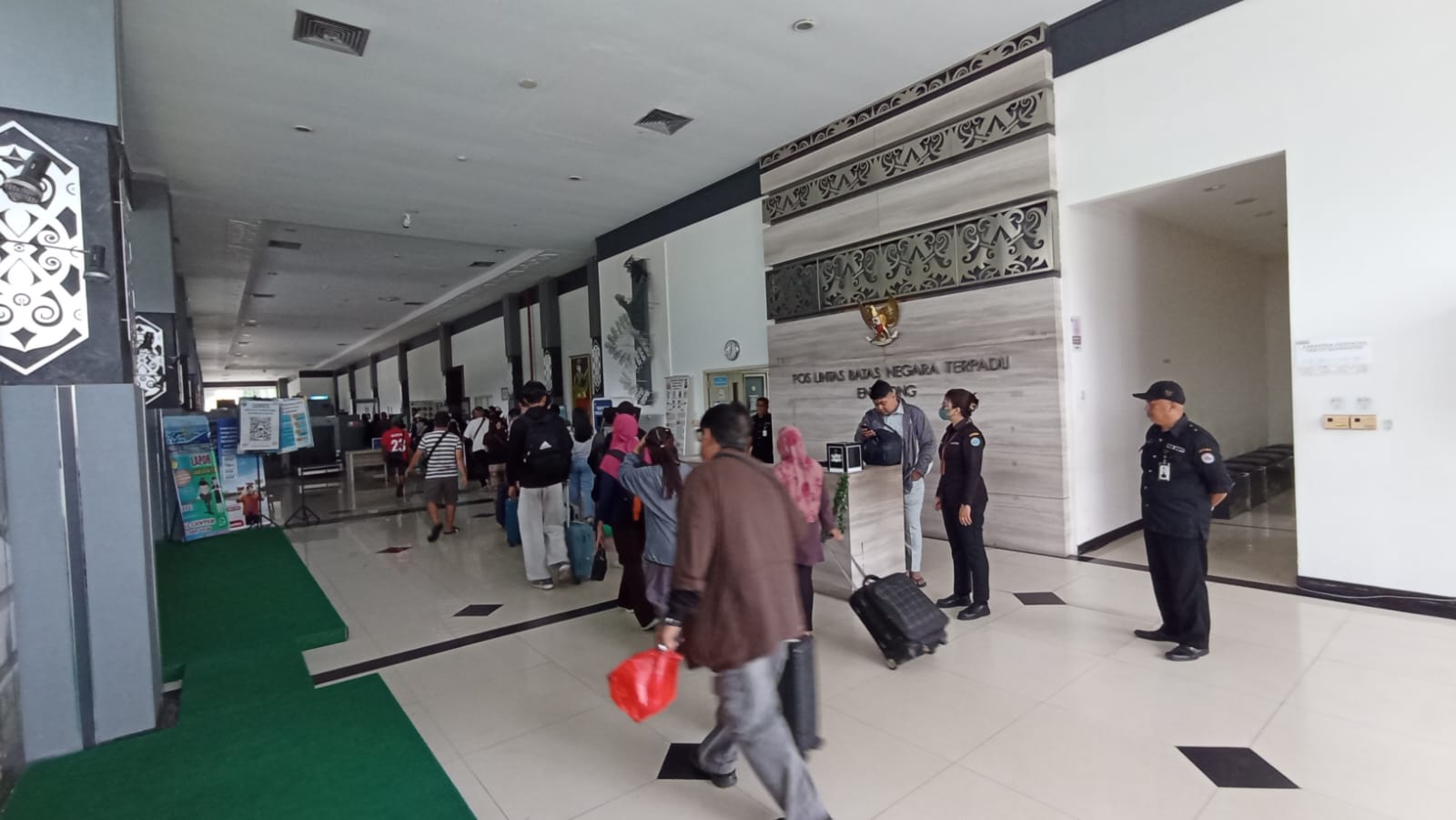 BNPP RI Catat Ribuan Pelintas Padati PLBN Entikong Selama Libur Panjang Imlek 2026