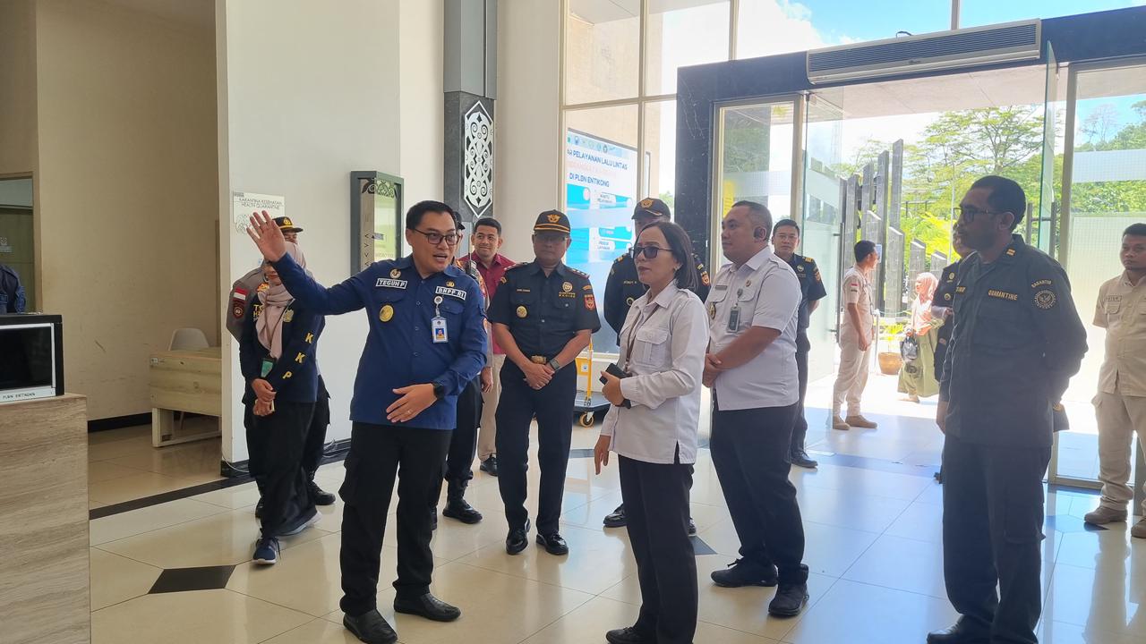 PLBN Entikong Siap Jadi Pilot Project Penerapan Aplikasi "All Indonesia" di Wilayah Perbatasan