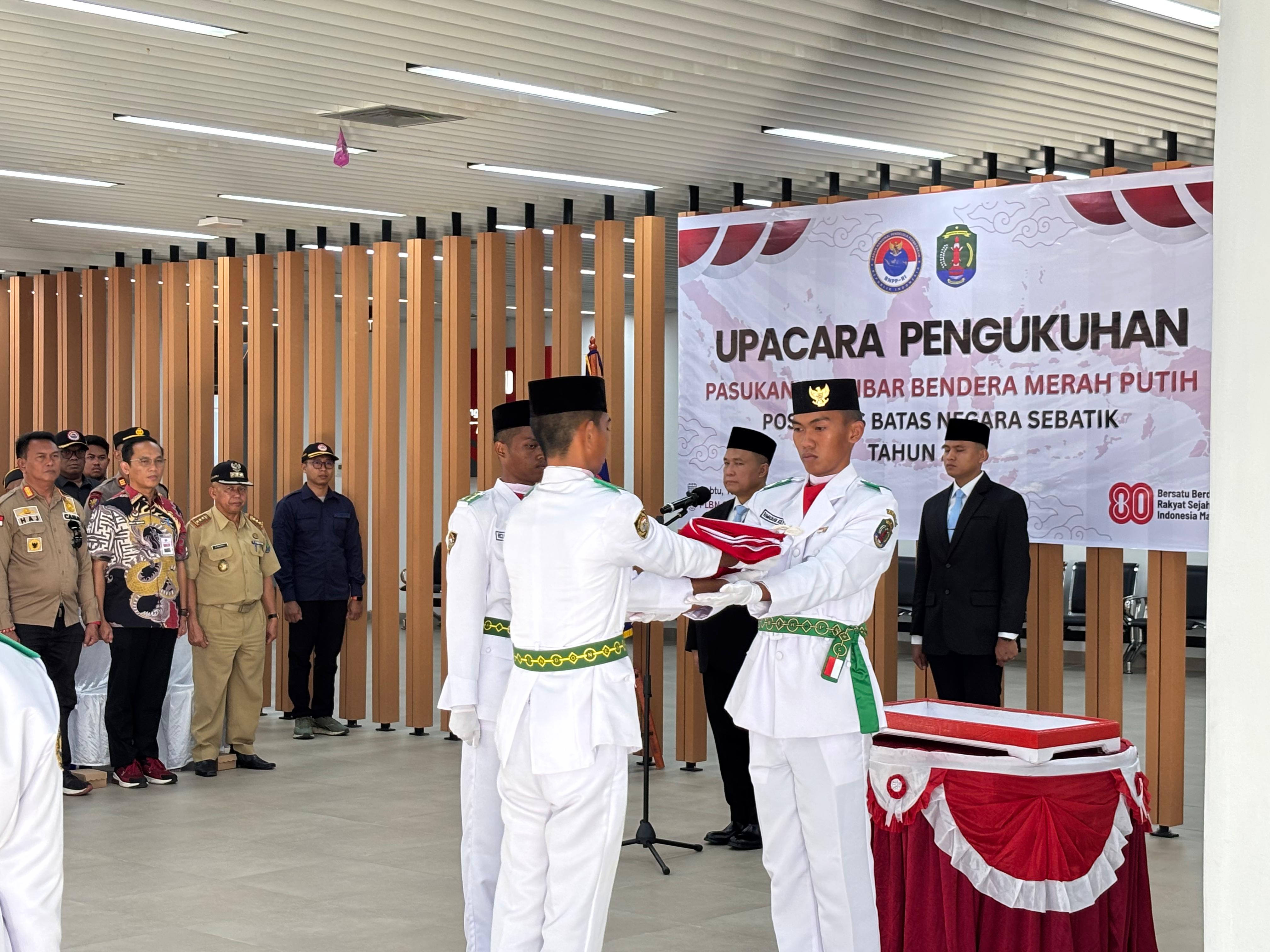 Paskibra PLBN Sebatik Resmi Dikukuhkan, Semangat Kemerdekaan Bergema di Perbatasan Negara