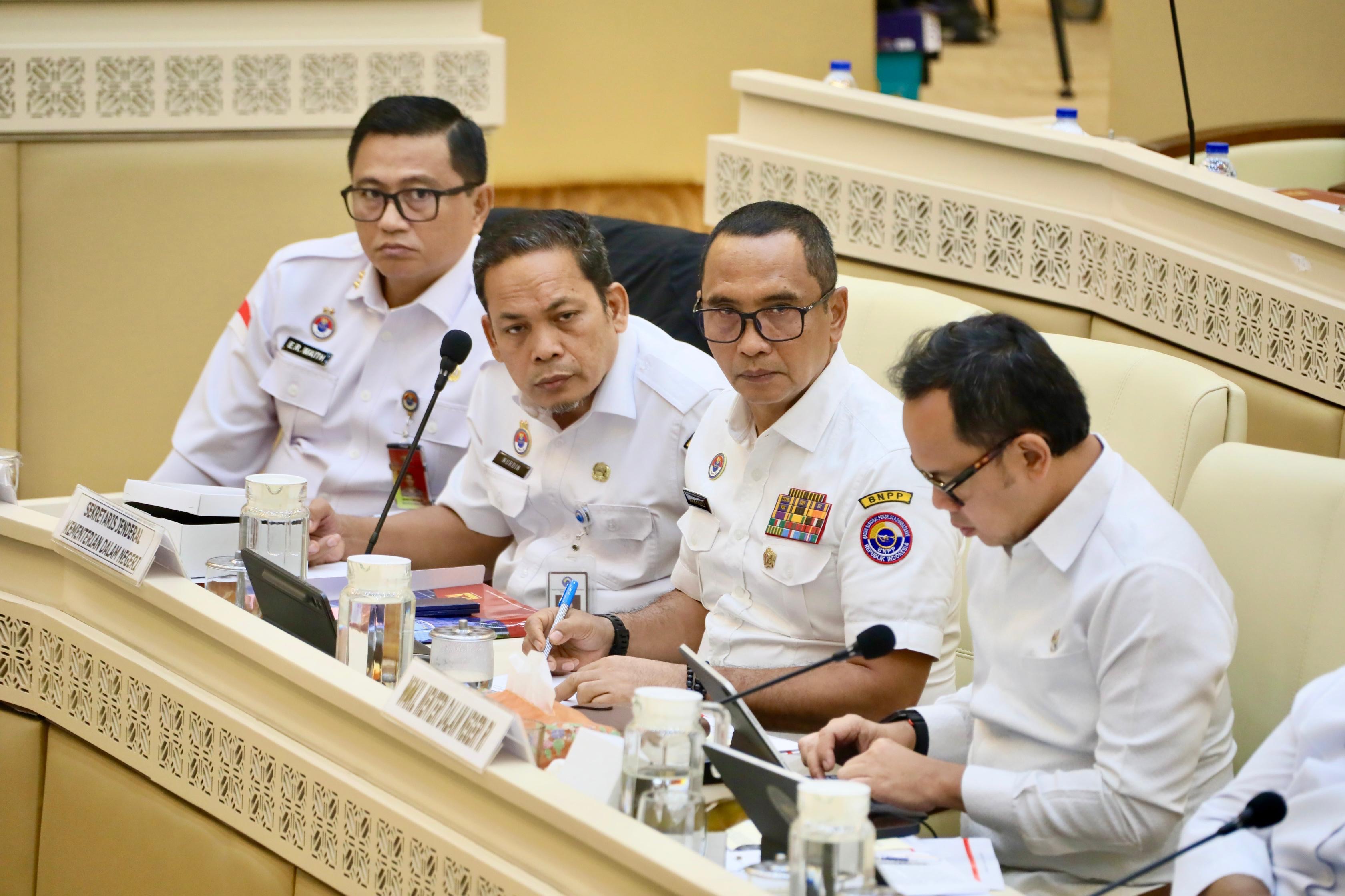 BNPP RI Sampaikan Progres Penyelesaian OBP dan Penegasan Batas Negara dalam RDP Komisi II DPR RI