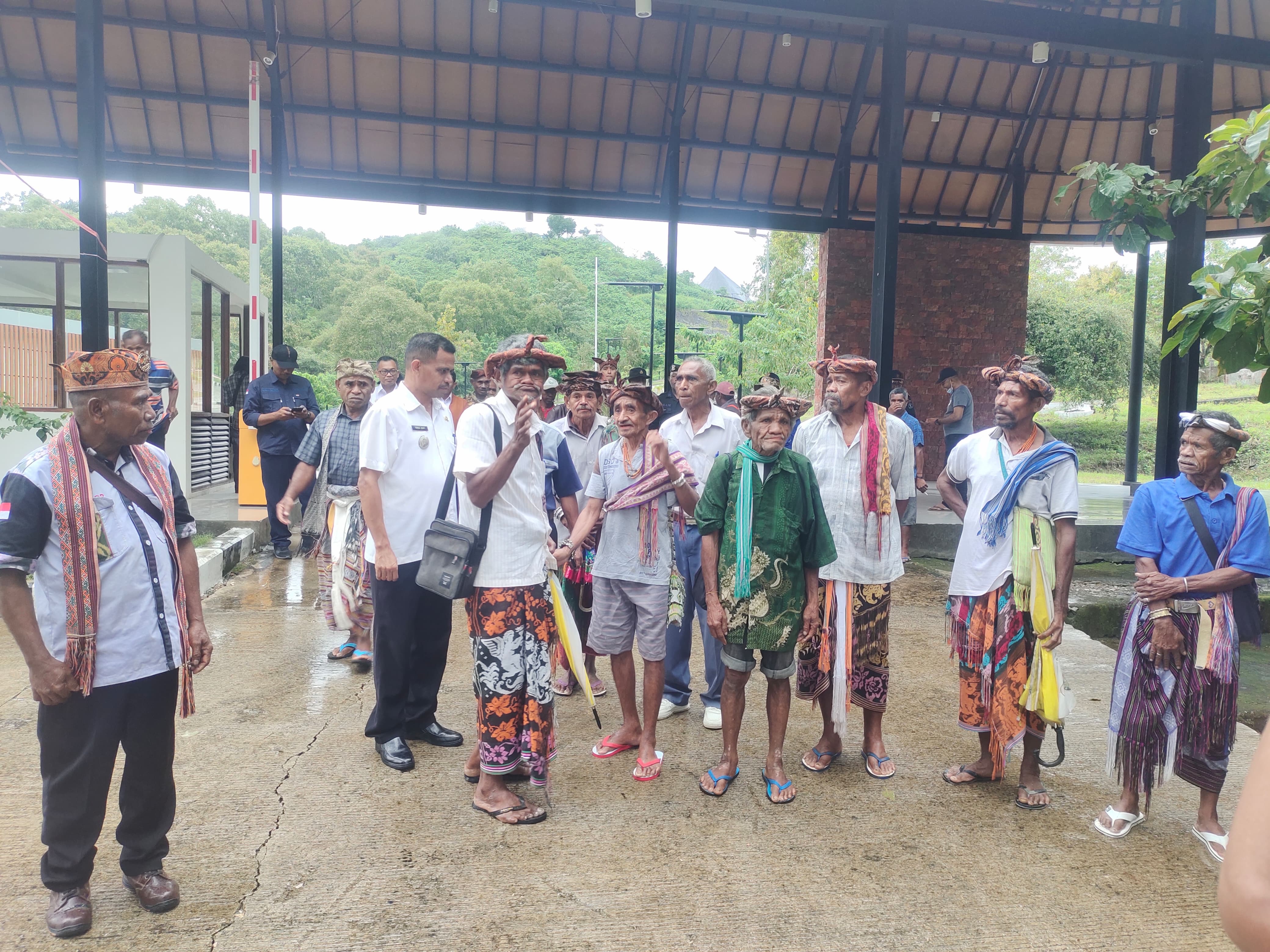 Ritual Adat Warnai Persiapan Pembukaan Perlintasan RI–Timor Leste di PLBN Napan