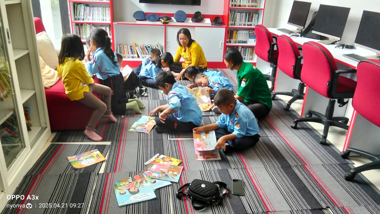 BNPP RI Hadirkan Ruang Edukasi Perbatasan, Anak PAUD Belajar Sambil Bermain di POCADI PLBN Entikong