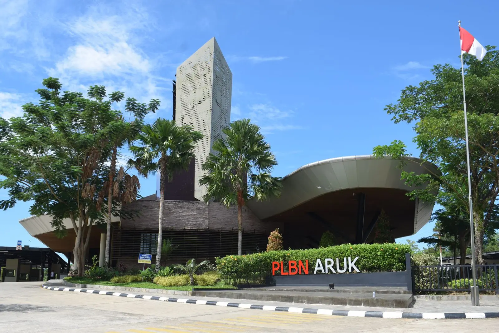 Mengenal PLBN Aruk di Perbatasan RI-Malaysia