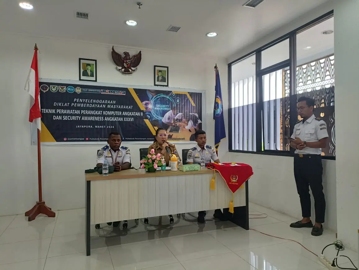 Gandeng Poltekbang Jayapura, Pegawai PLBN Skouw Dilatih Teknik Komputer dan Kesadaran Keamanan