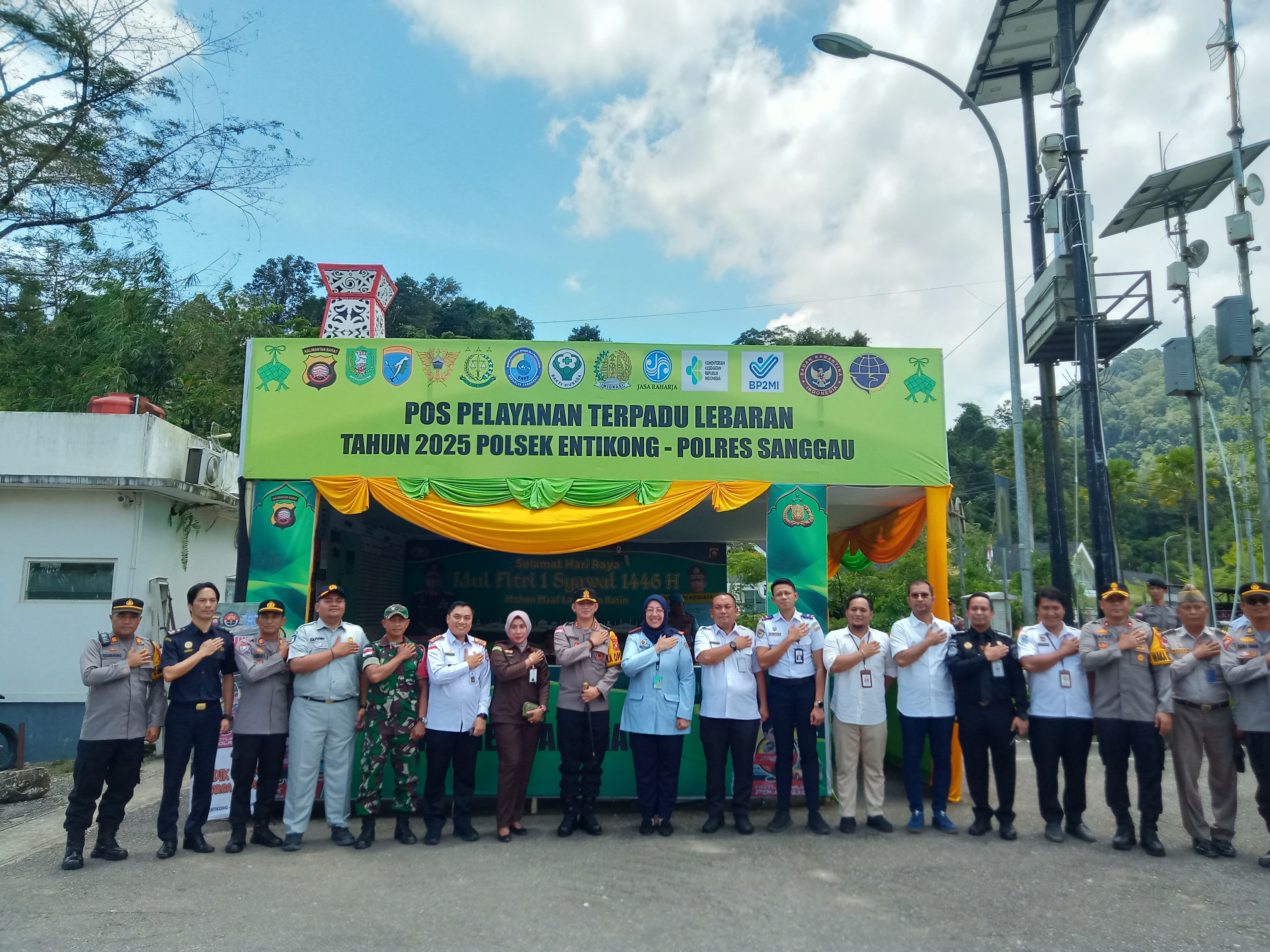 Operasi Pos Pelayanan Terpadu di PLBN Entikong Siap Layani Pemudik