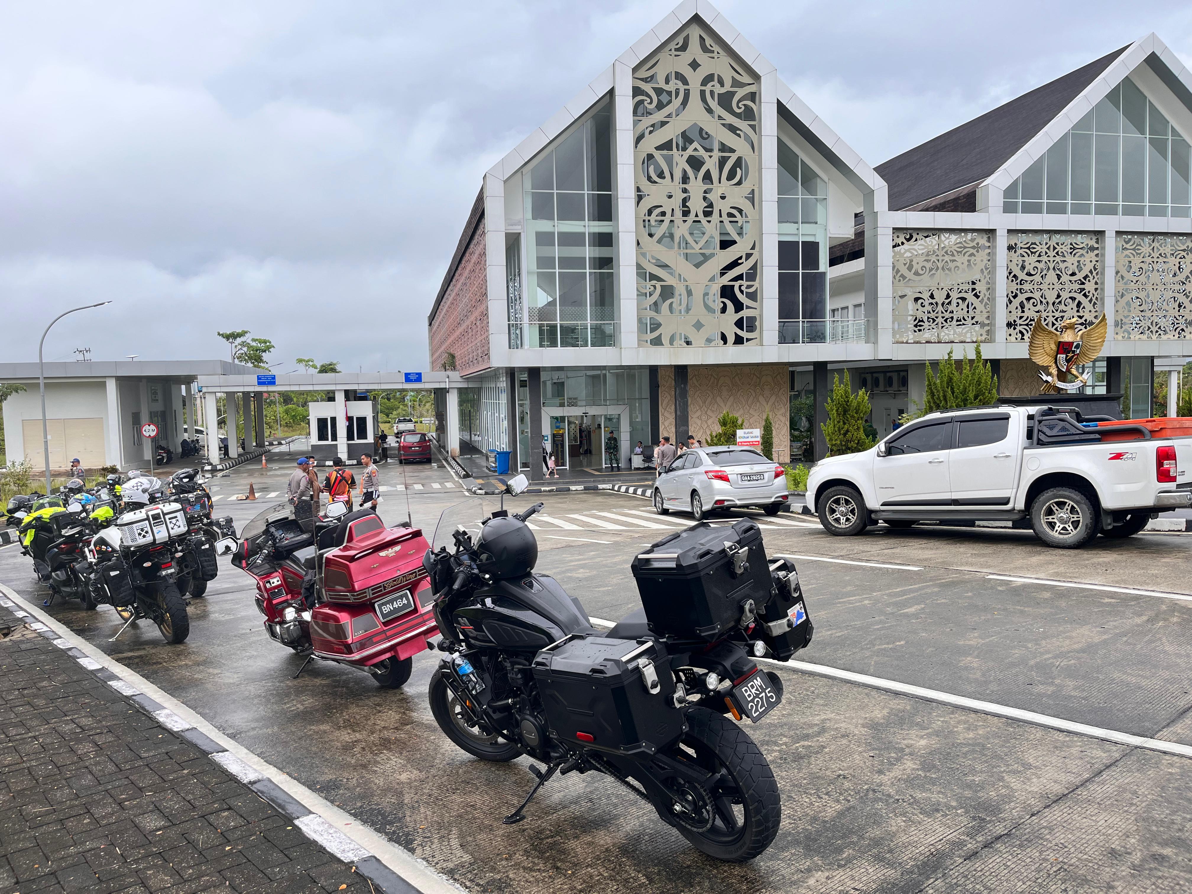 PLBN Badau Sambut Kedatangan Bikers Lintas Negara, Pererat Silaturahmi dan Promosikan Wisata Perbatasan