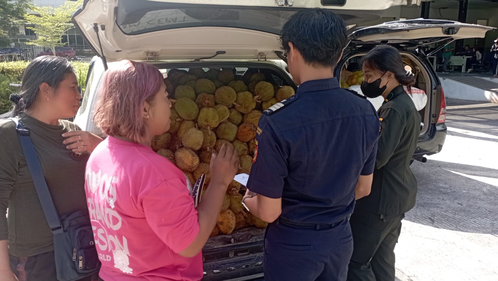 Rutin Ekspor, PLBN Entikong Tunjukkan Tren Positif Pertumbuhan Ekonomi Masyarakat Perbatasan