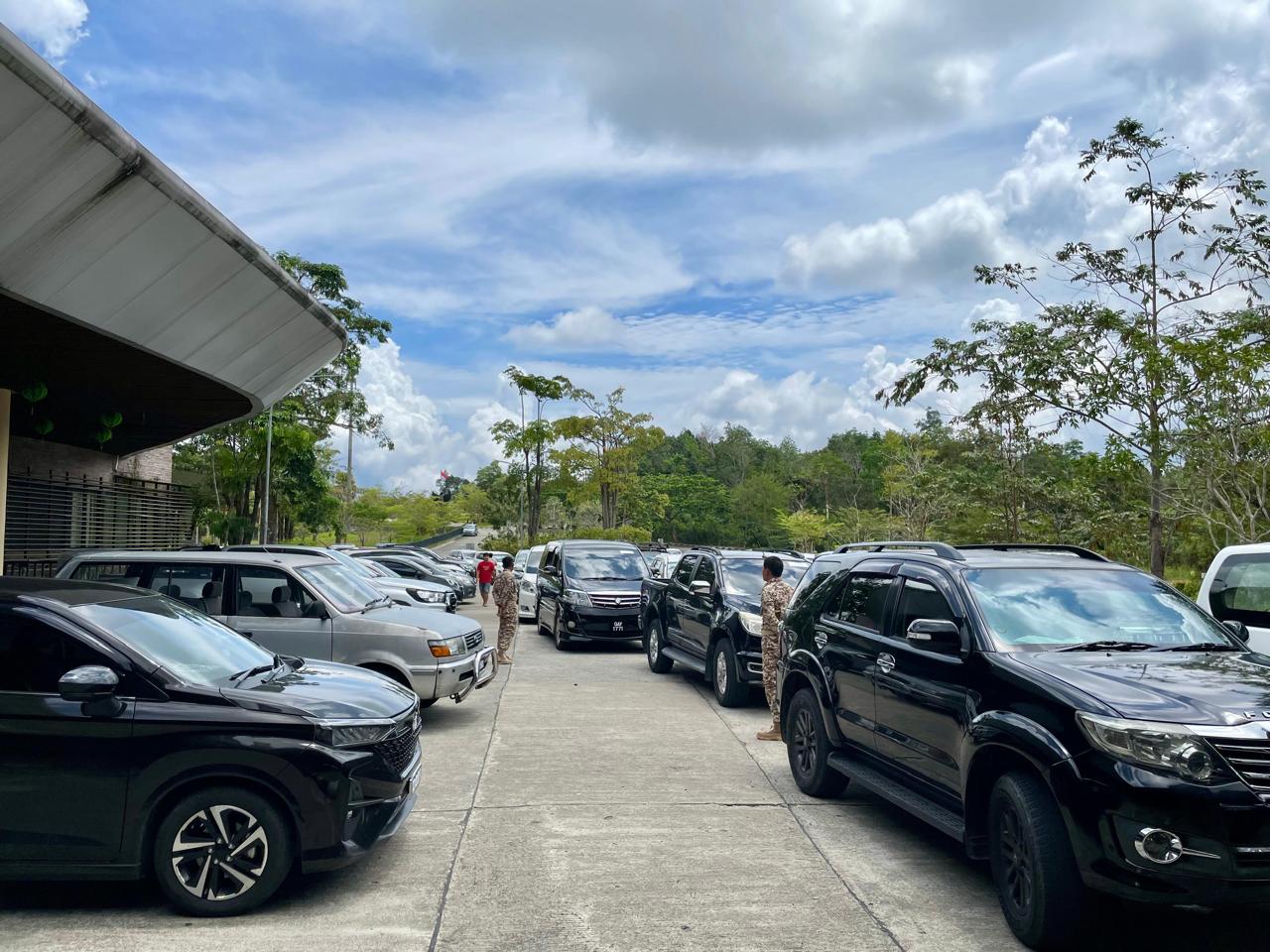 PLBN Aruk Catat Lonjakan Pemudik dari Malaysia, 1.510 Pelintas Masuk Jelang Idulfitri 1447 H