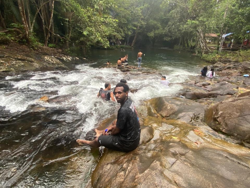 Batu Ancau, Primadona Wisata Alam Dekat PLBN Badau yang Kian Diminati Wisatawan Lintas Batas
