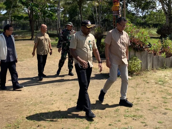 Kunjungi PLBN Sota, Deputi Kemenko Polkam Soroti Sinergi Petugas Lintas Batas