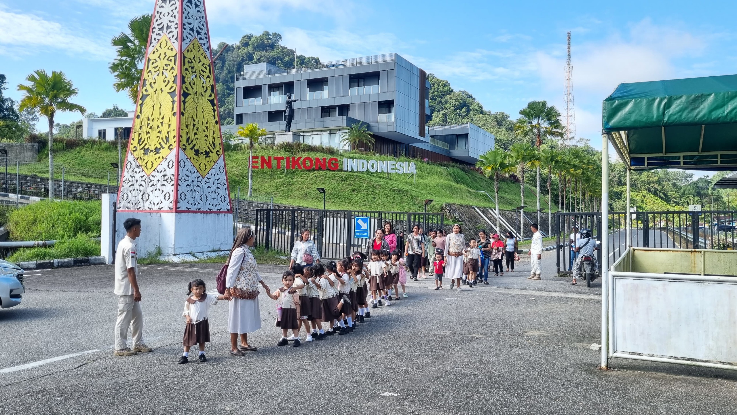 BNPP RI Hadirkan Ruang Edukasi Perbatasan, Anak PAUD Belajar Sambil Bermain di POCADI PLBN Entikong