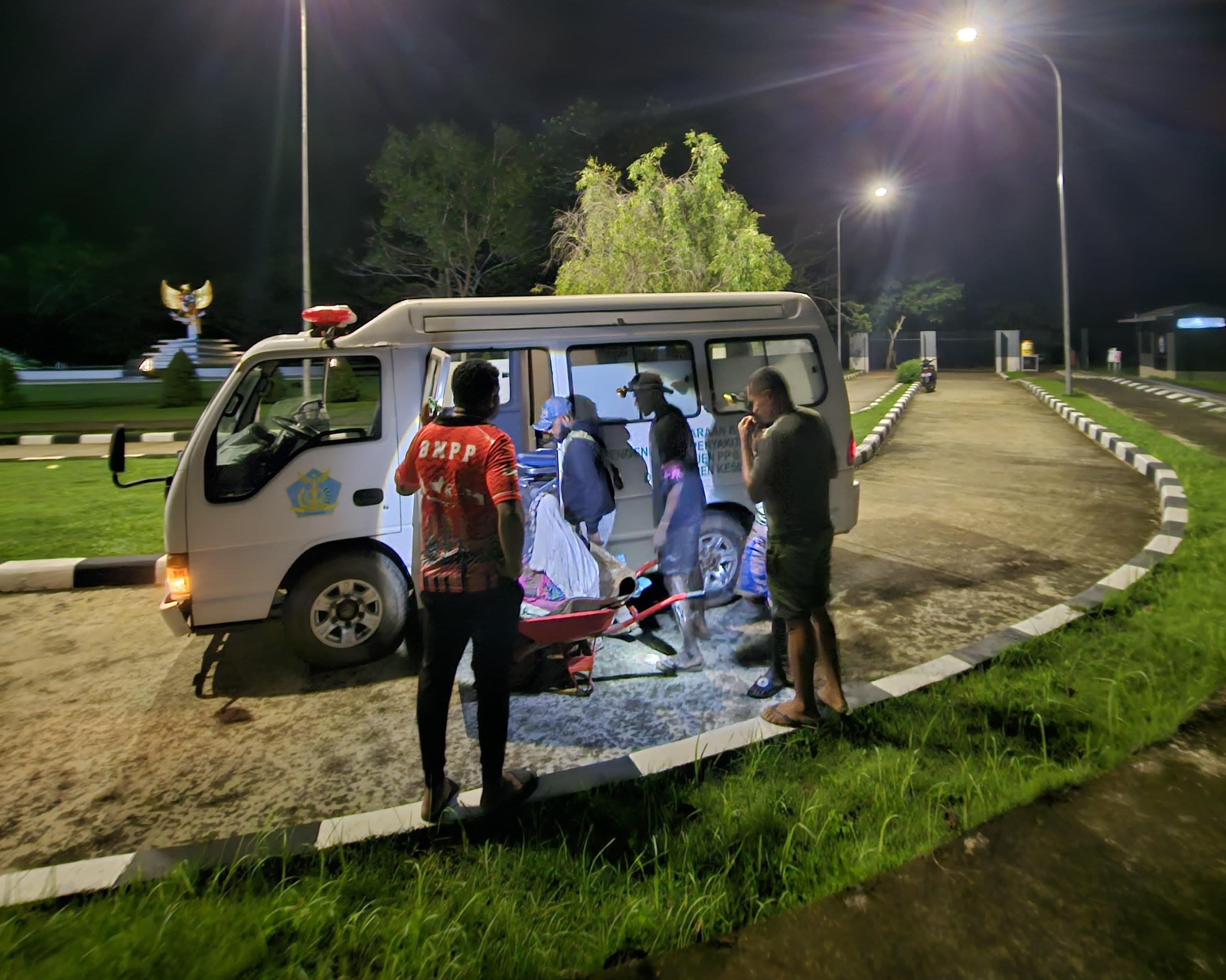 PLBN Sota Sigap Fasilitasi Perlintasan Darurat WNA Papua Nugini di Momen Idulfitri