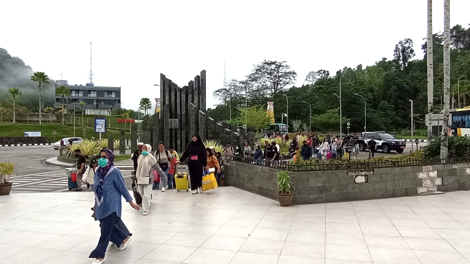 BNPP RI Catat Ribuan Pelintas Padati PLBN Entikong Selama Libur Panjang Imlek 2026