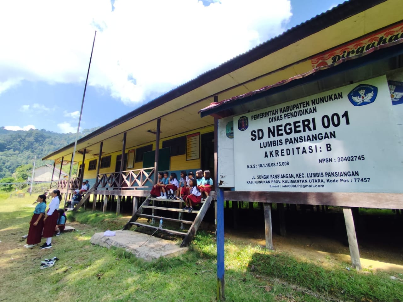 Bagaimana Kondisi Terkini Pendidikan, Puskesmas dan Pasar di Perbatasan Negara?