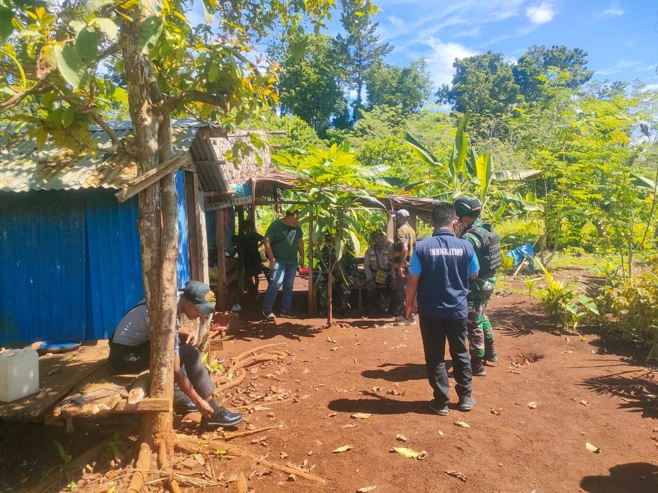 Patroli Gabungan Temukan Pondok Liar Milik Pekebun Papua Nugini di Sekitar PLBN Skouw