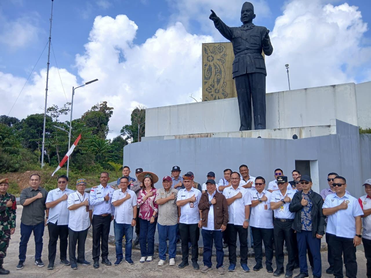 Wakil Menteri Digital Sarawak Kunjungi PLBN Long Nawang, Bahas Penguatan Konektivitas Perbatasan