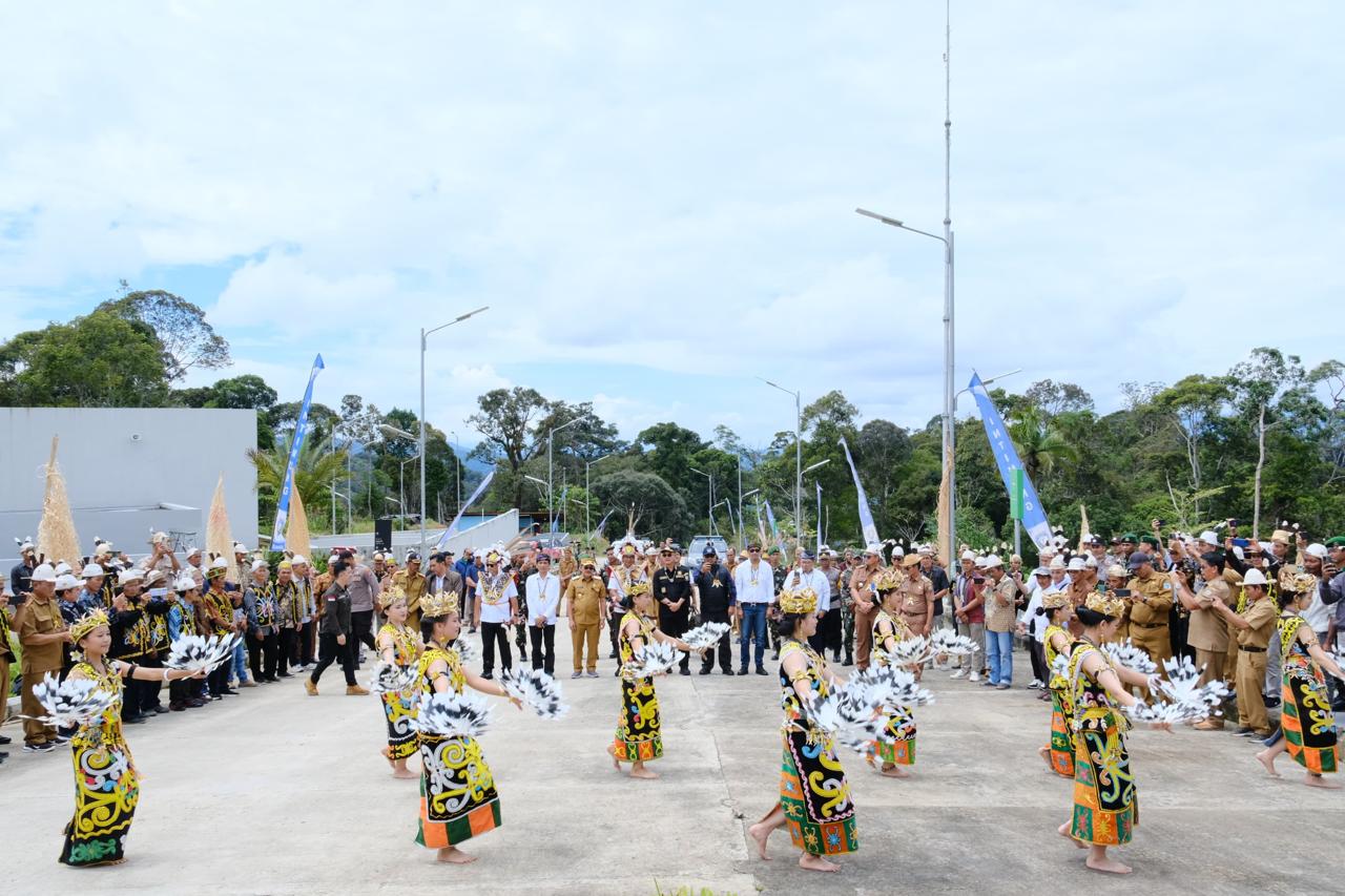 Sekretaris BNPP RI Tinjau PLBN Long Nawang, Keterbatasan Akses Jalan Infrastruktur Jadi Sorotan