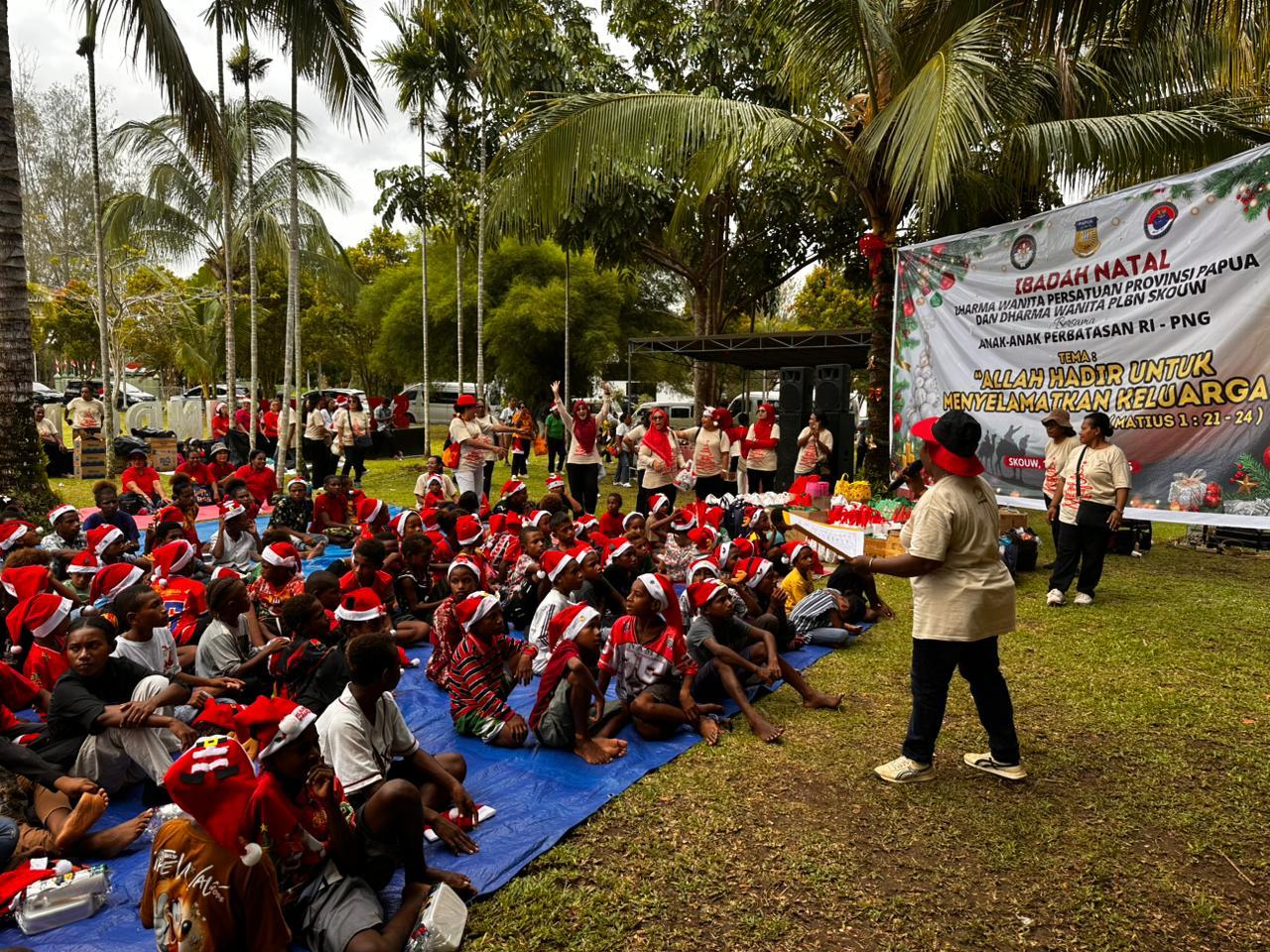 Ibadah Natal Bersama Anak-Anak Perbatasan, Kolaborasi BNPP RI melalui PLBN Skouw dan DWP Provinsi Papua