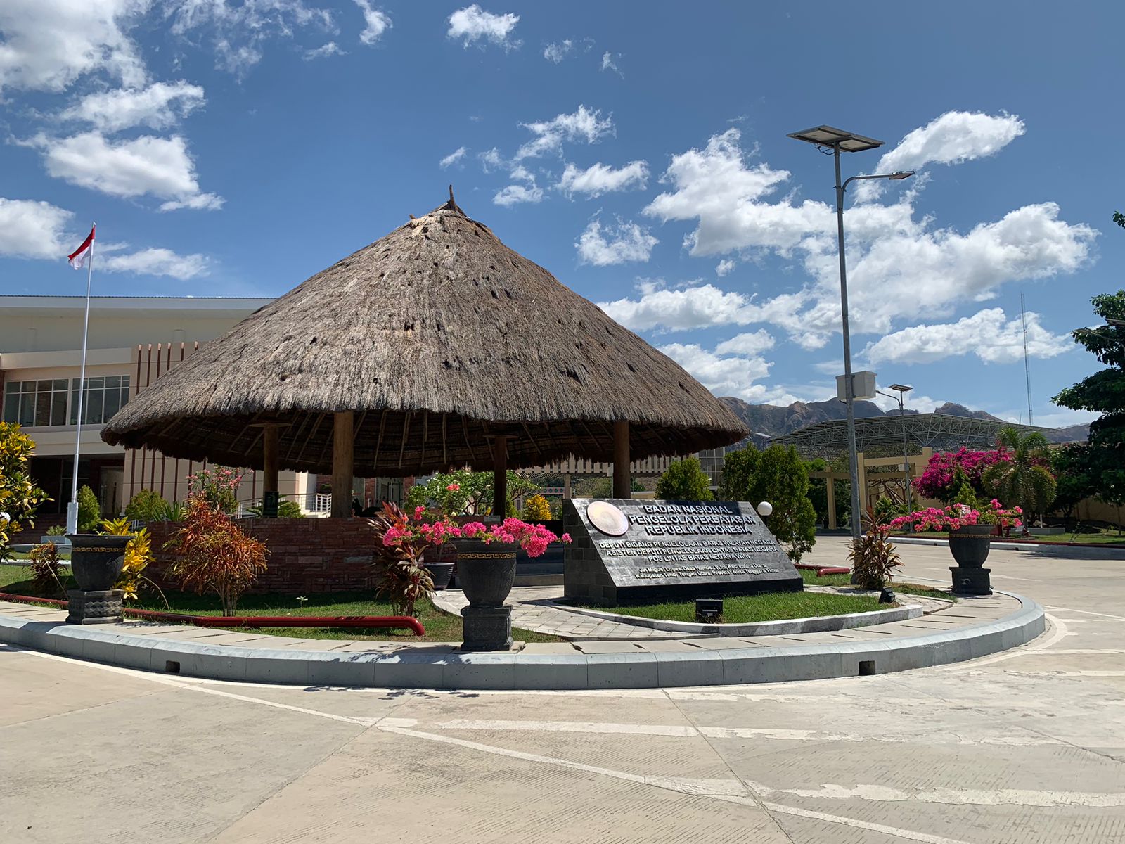 Masa Berlaku Paspor Diperpanjang 10 Tahun, PLBN Siap Jadi Destinasi Baru di Perbatasan RI