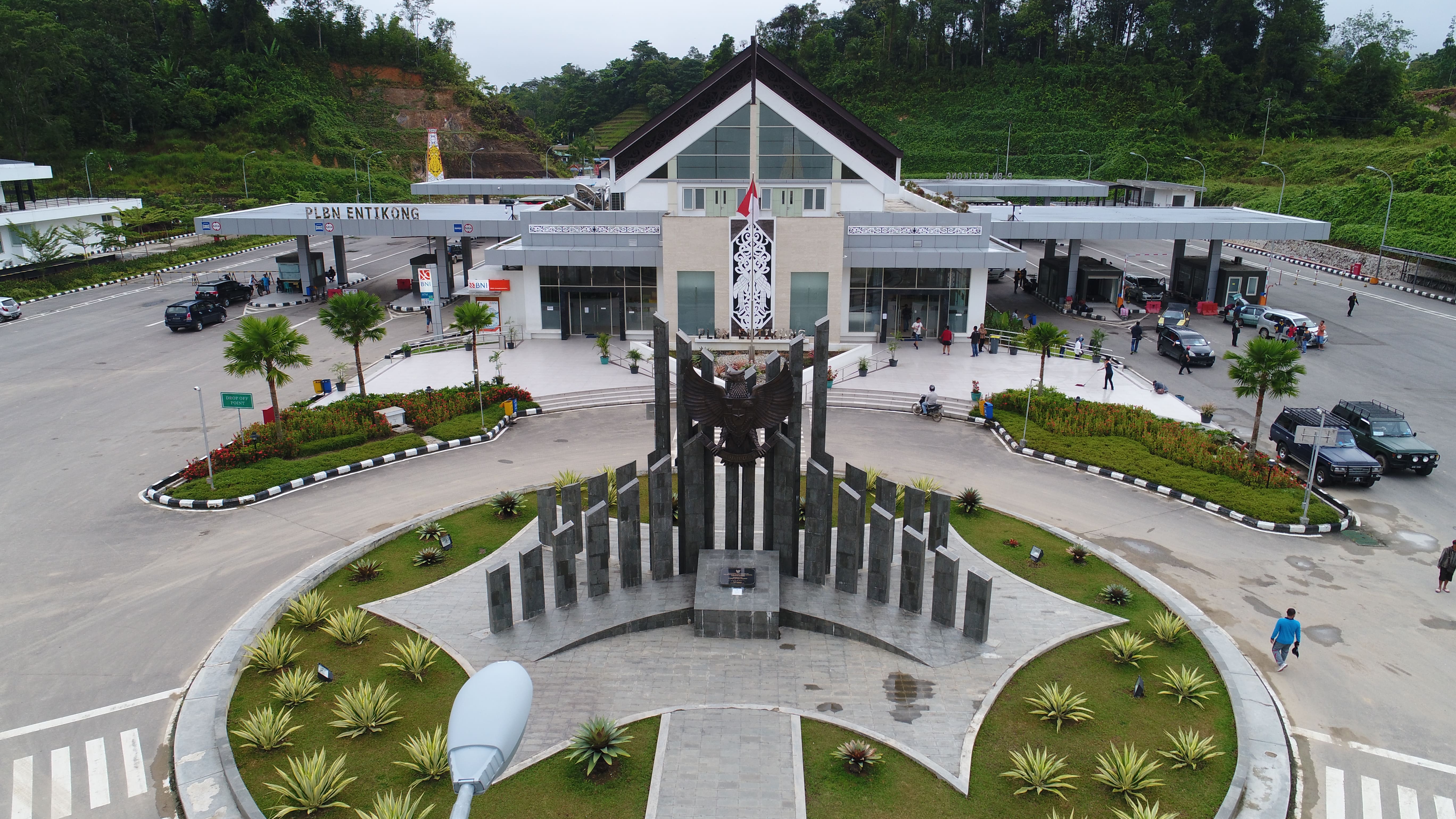 BNPP RI Gelar Upacara HUT Ke-80 Kemerdekaan RI Serentak di 15 PLBN