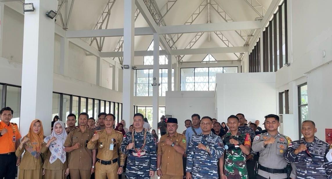 PLBN Serasan Fasilitasi Bakti Sosial dan Khitan Massal, Wujud Kepedulian Negara di Ujung Utara Indonesia