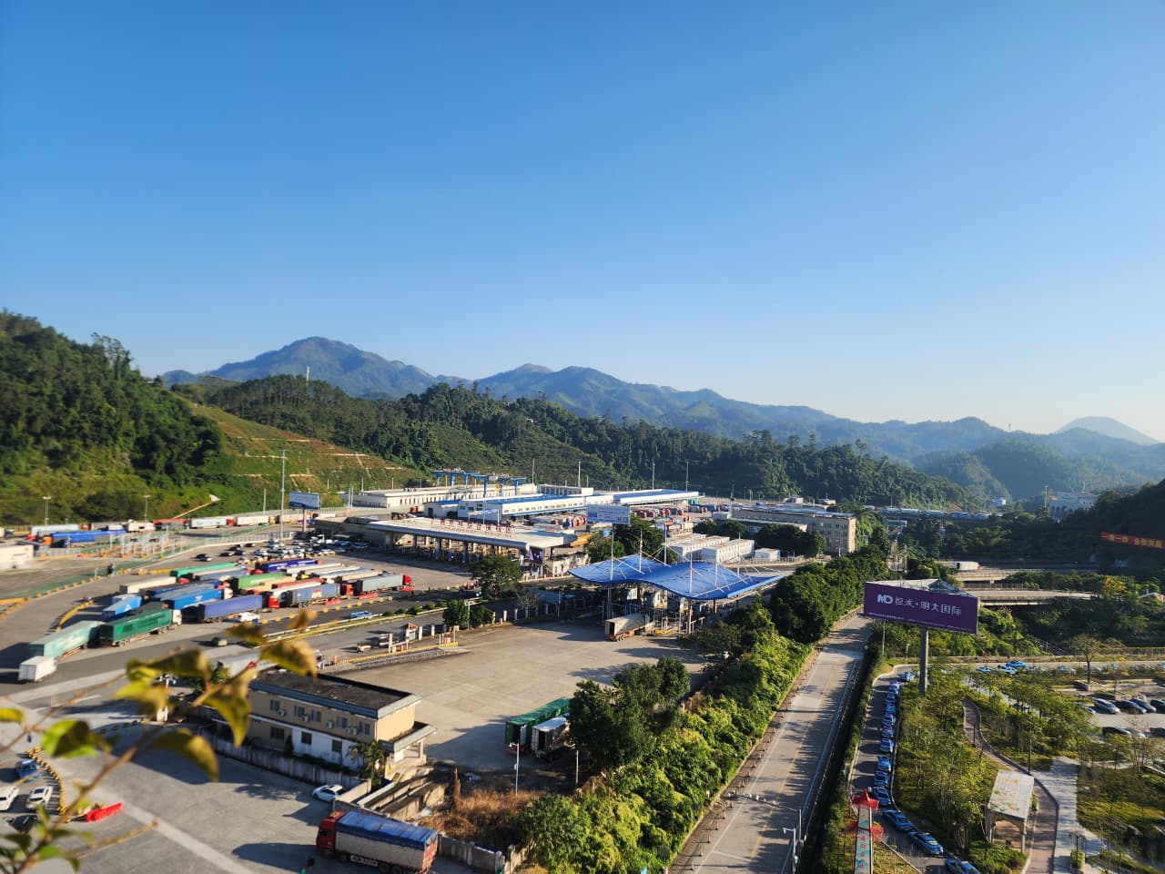 Model Perbatasan Masa Depan: BNPP RI Studi Pengelolaan Cerdas di China–Vietnam Friendship Pass