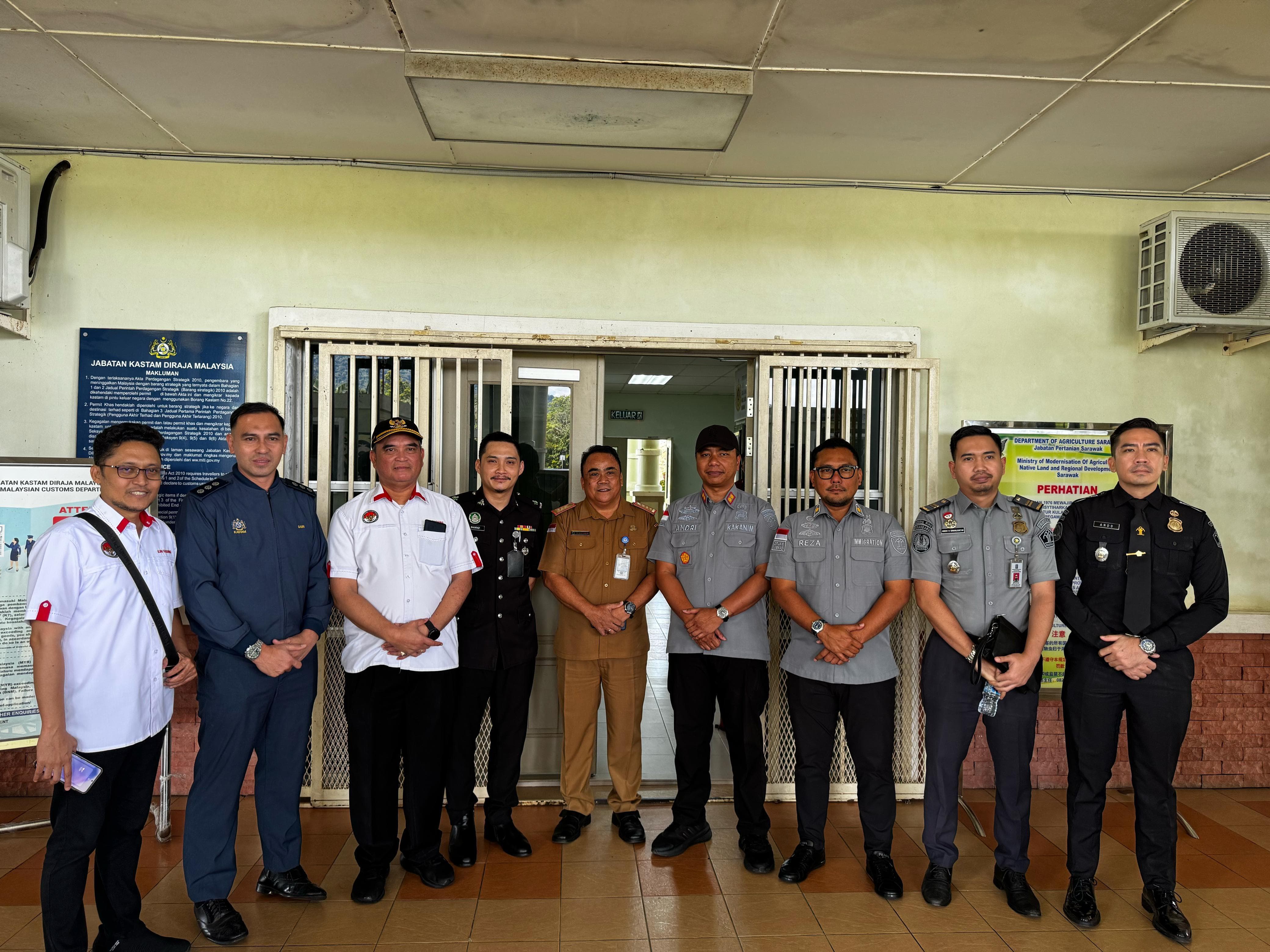 PLBN Aruk Fasilitasi Kunjungan Dalam Rangka Alih Tugas Konsulat Jenderal RI di Sarawak Malaysia 