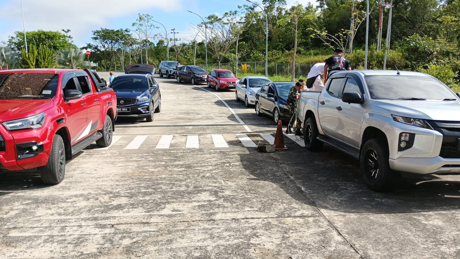 Gawai Dayak Iban Dongkrak Jumlah Pelintas di PLBN Badau hingga 42 Persen