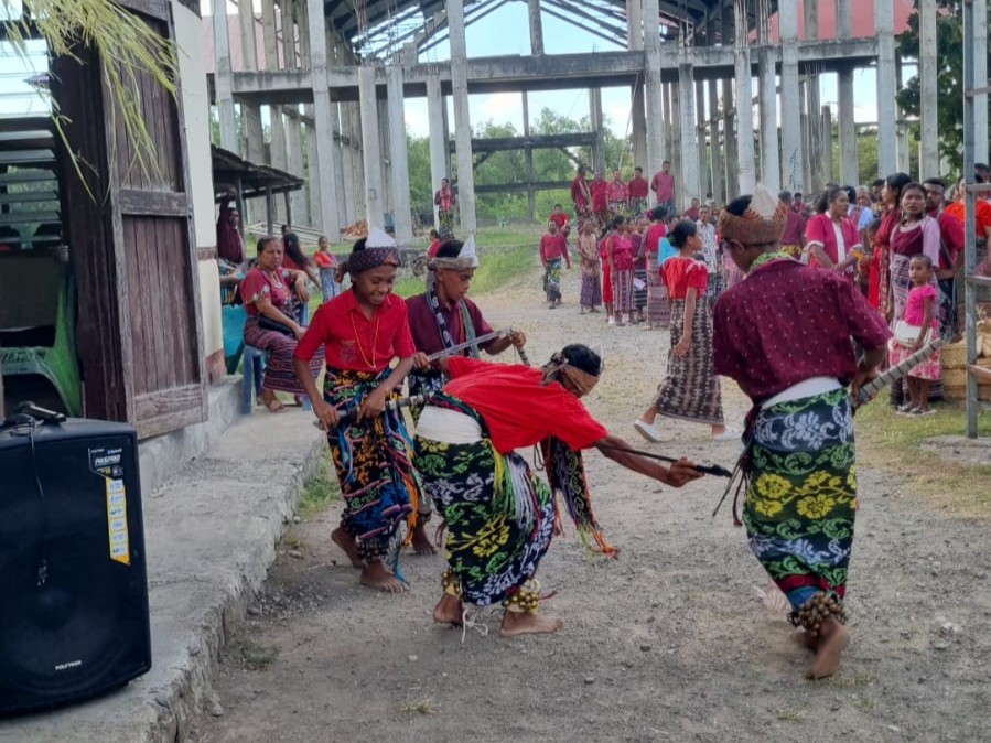 Tatama Maus, Neo Uis Neno: Saat Doa Bertemu Tanah, Merayakan Hidup di Ujung Batas Negara