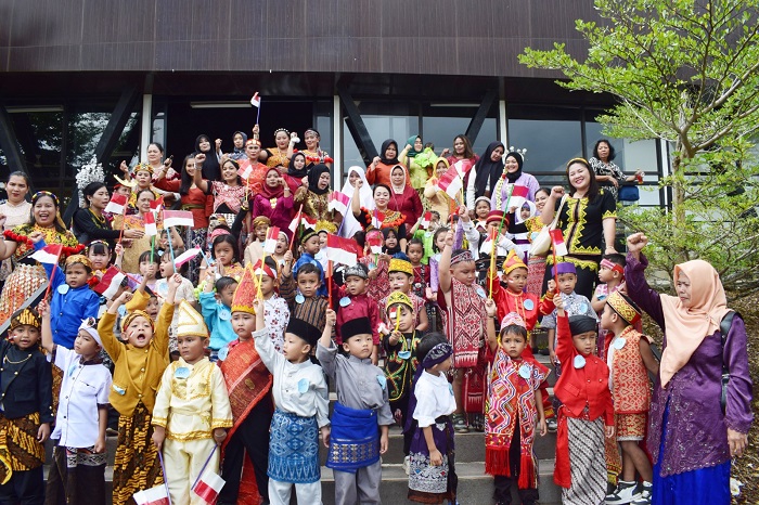 PLBN Badau Jadi Pusat Perayaan HUT Ke-79 RI, Dimeriahkan Karnaval Pakaian Adat Anak-Anak PAUD