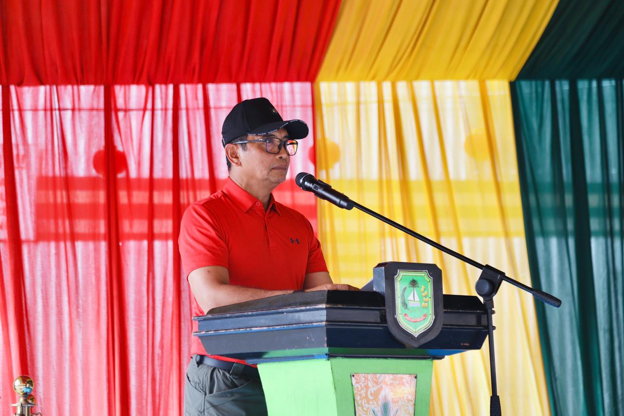 Sekretaris BNPP RI Tutup Festival Perang Air Cian Cui 2026, Perkuat Harmoni Budaya dan Ekonomi Perbatasan Meranti