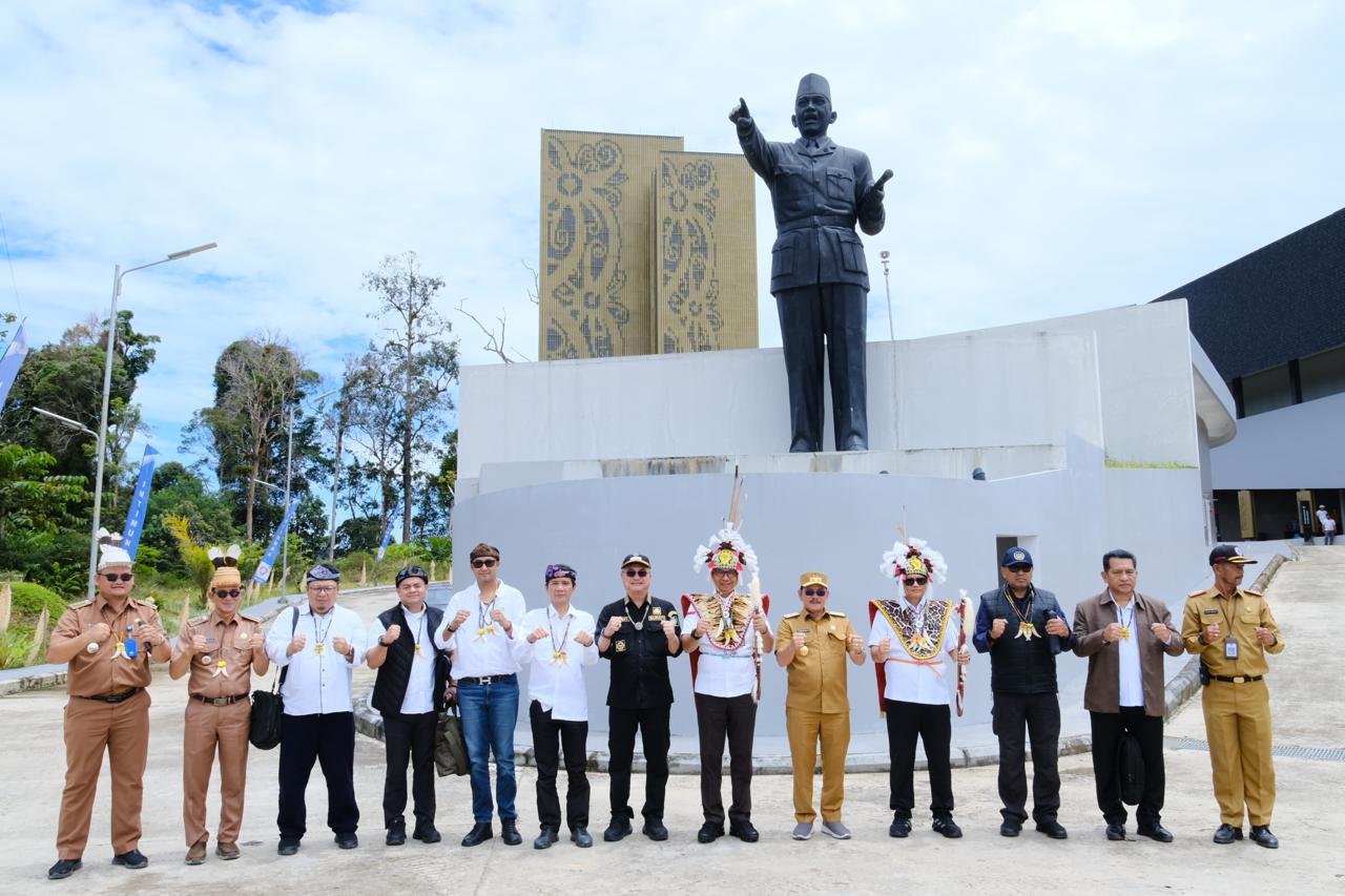 Sekretaris BNPP RI Tinjau PLBN Long Nawang, Keterbatasan Akses Jalan Infrastruktur Jadi Sorotan