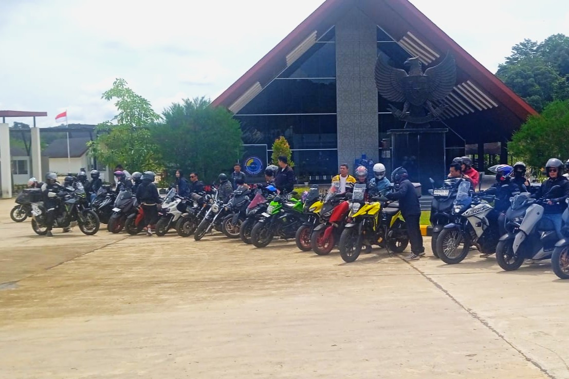 PLBN Jagoi Babang Jadi Destinasi Touring Komunitas Motor dari Pontianak dan Singkawang