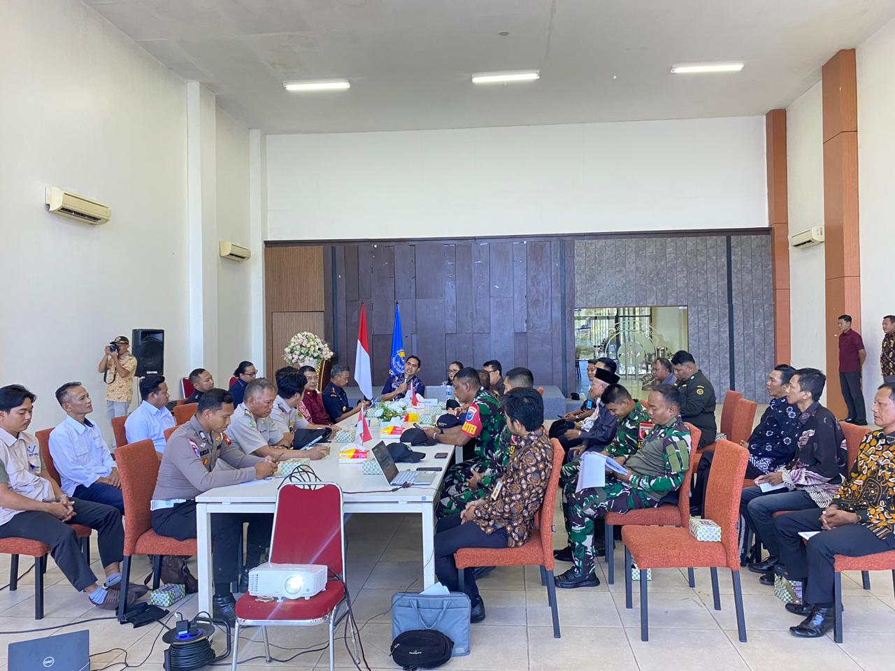 PLBN Badau Bahas Strategi Penguatan Ekonomi dan Perdagangan Perbatasan Lewat Forum Monev PSN