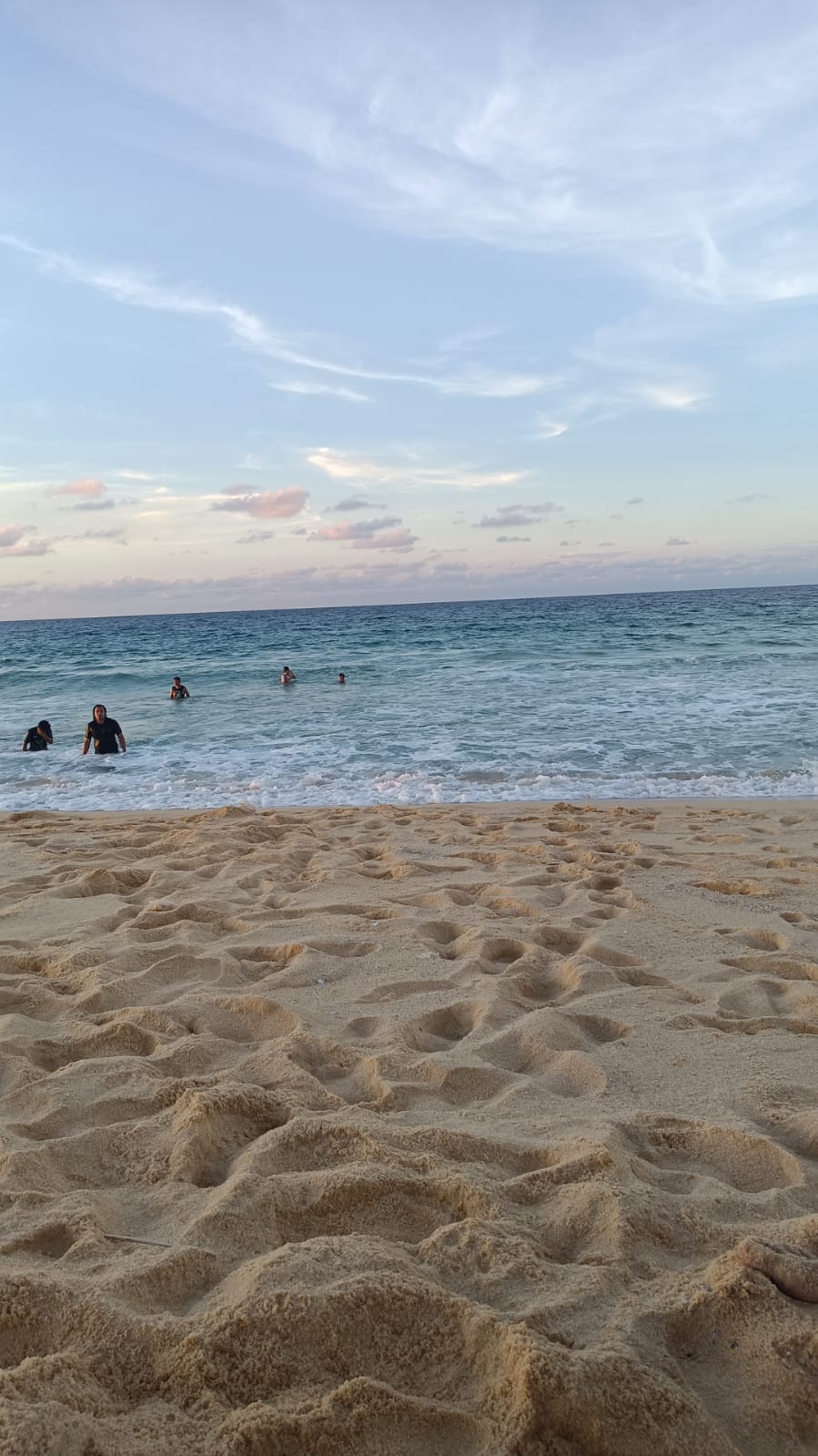 Pesona PLBN Serasan Bersama Jajaran Pantai Memukau dan Kuliner Rujak yang Selalu Menggoda Kembali