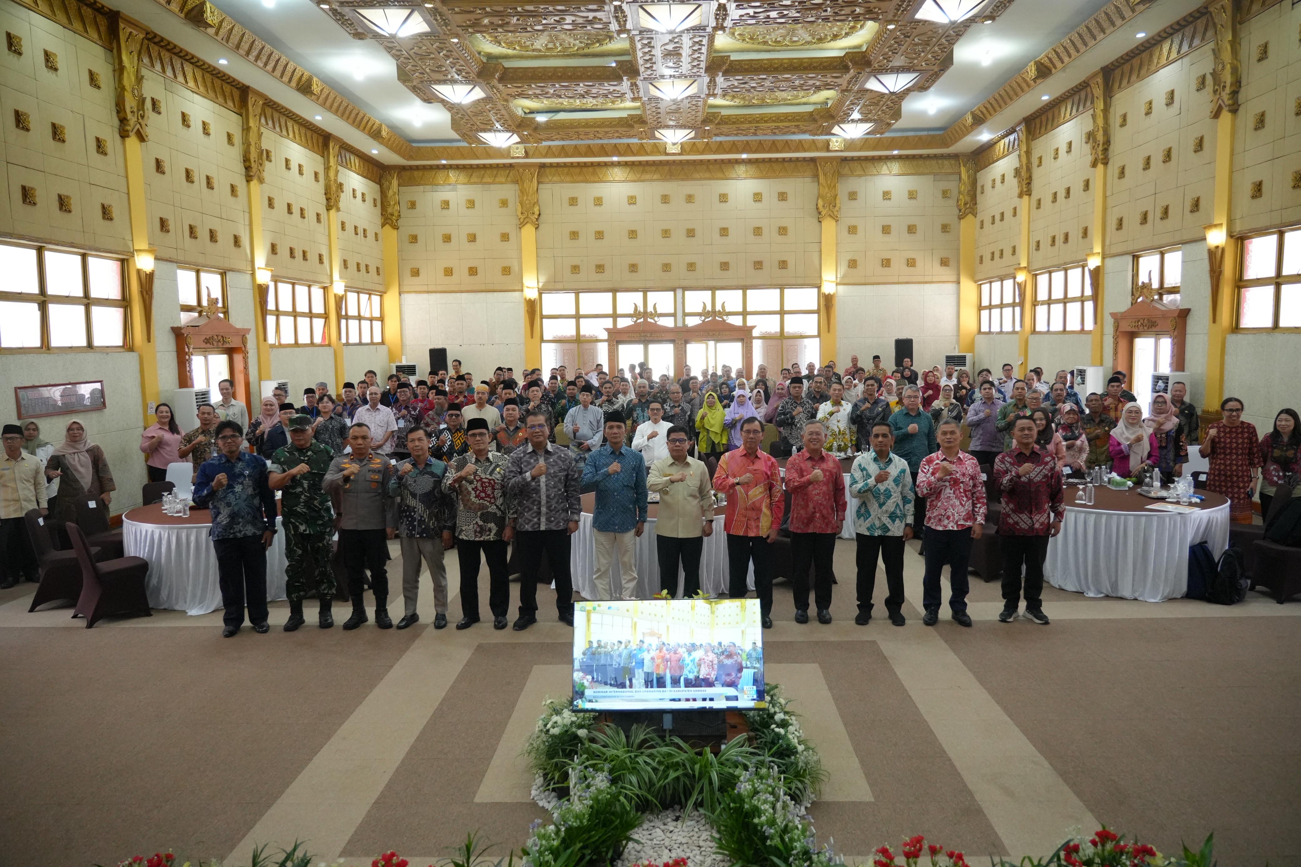 BNPP RI Perkuat Peran Da’i dalam Pembangunan Kawasan Perbatasan Lewat Seminar Internasional di Sambas