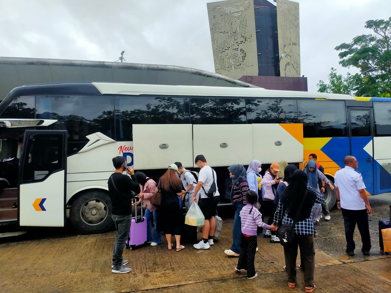 Hadapi Puncak Arus Mudik Nataru, BNPP RI Optimalkan Layanan di PLBN Aruk