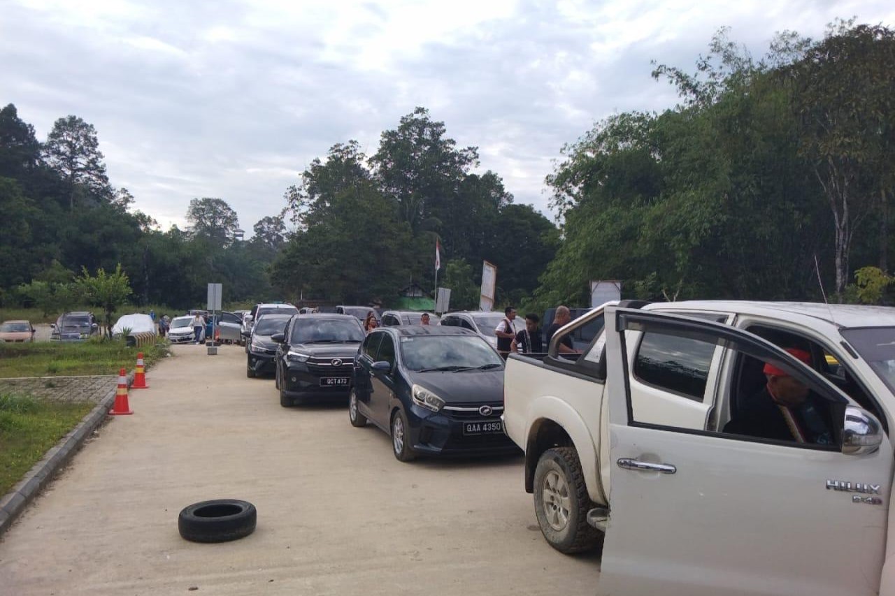 PLBN Jagoi Babang Fasilitasi Pelintas dari Malaysia dalam Rangka Perayaan Gawai Sowa Dayak Bidayuh ke-185